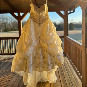 Elegant Sapphire Wedding Gown